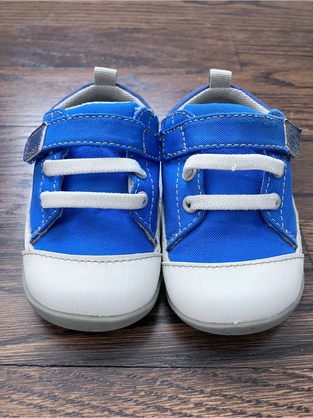 See Kai Run Stevie Mini Sneakers - Kelly Blue - Size 6 - Picture 2 of 10
